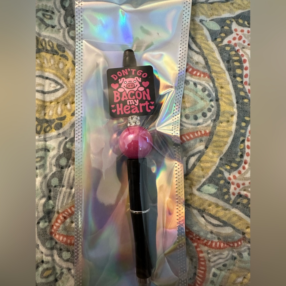 Customize pen done by my 13 year old for her school field trip this year to Wash